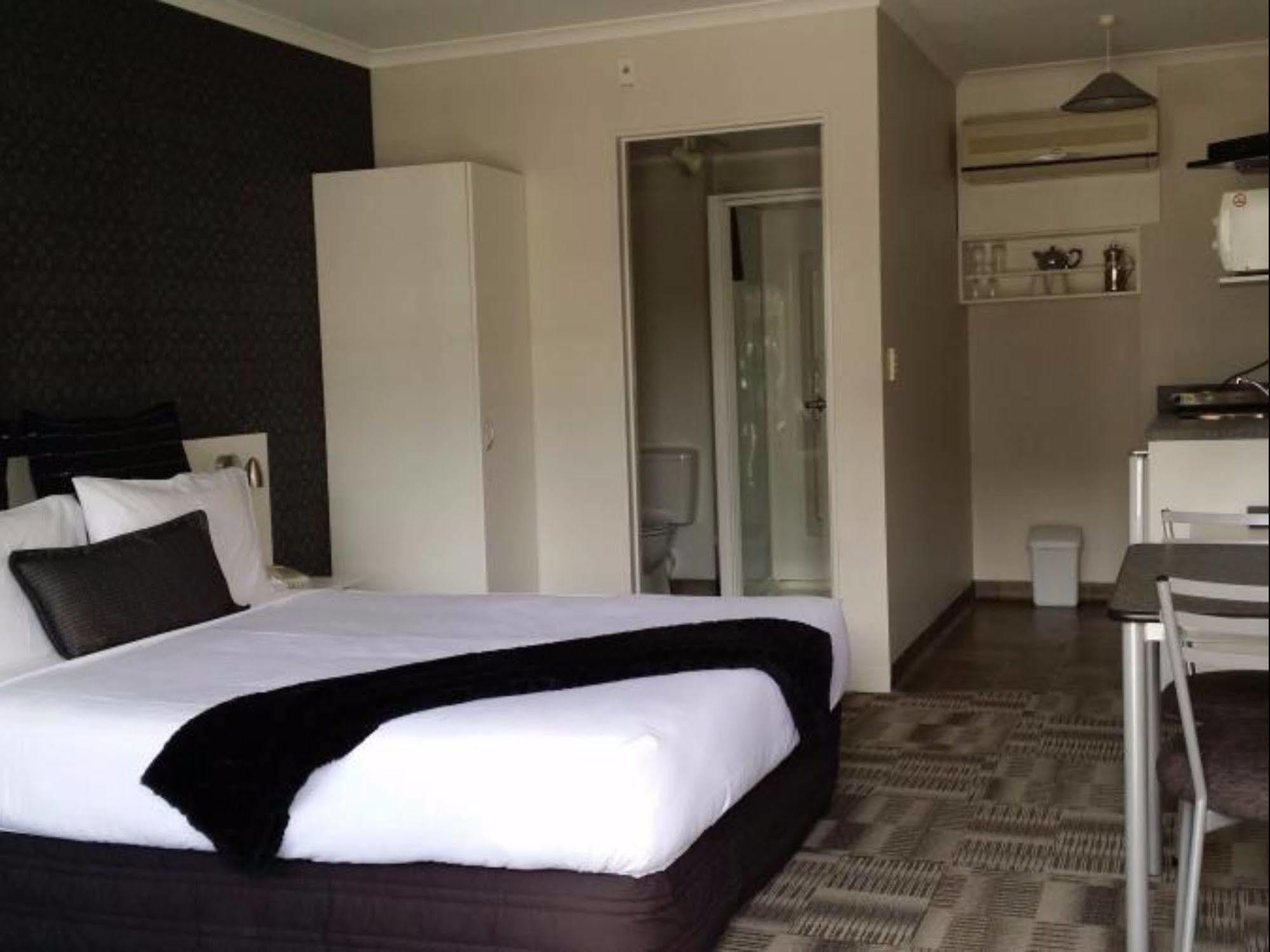 Asure Abode On Courtenay Motor Inn New Plymouth Esterno foto