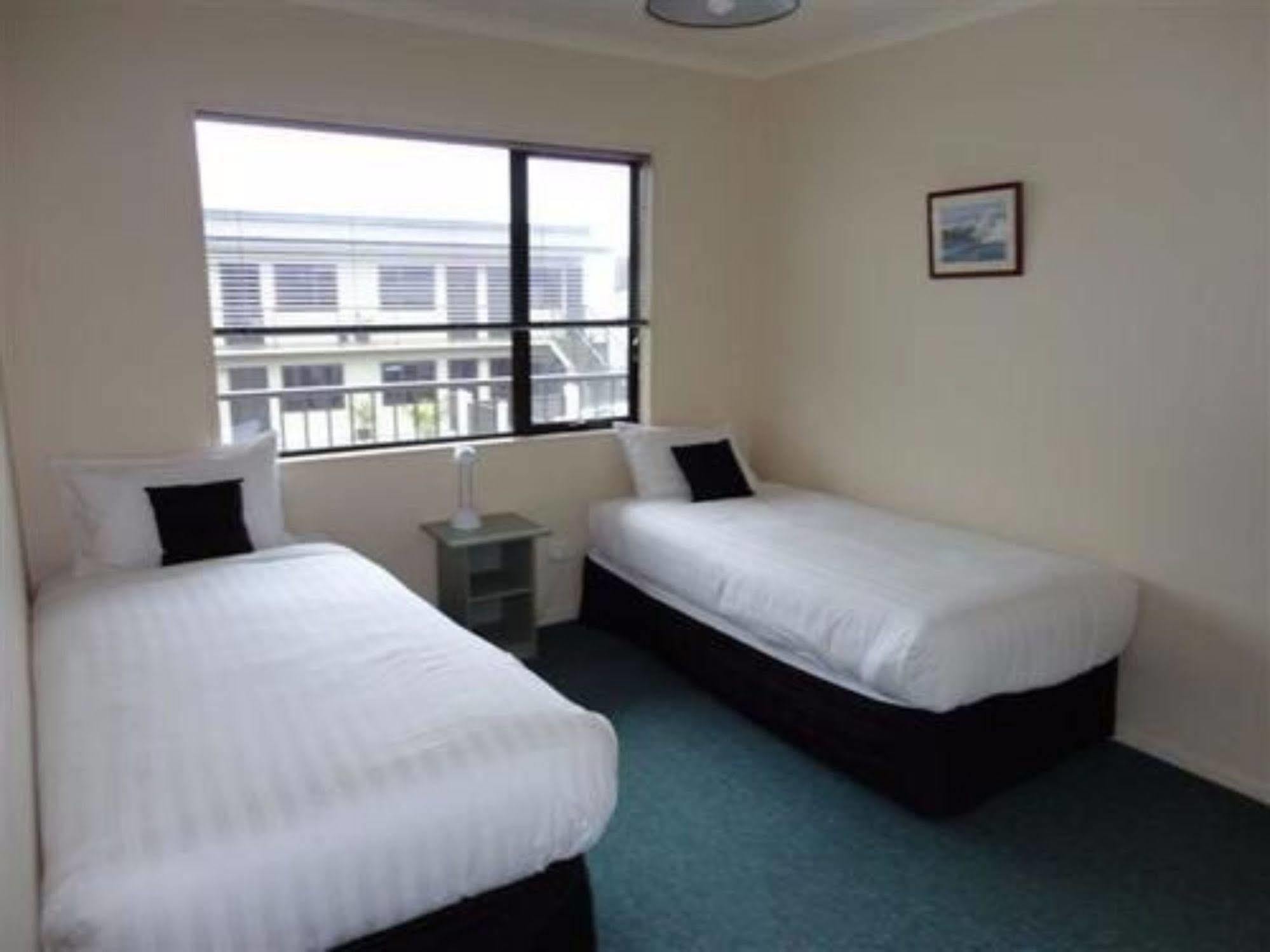 Asure Abode On Courtenay Motor Inn New Plymouth Esterno foto