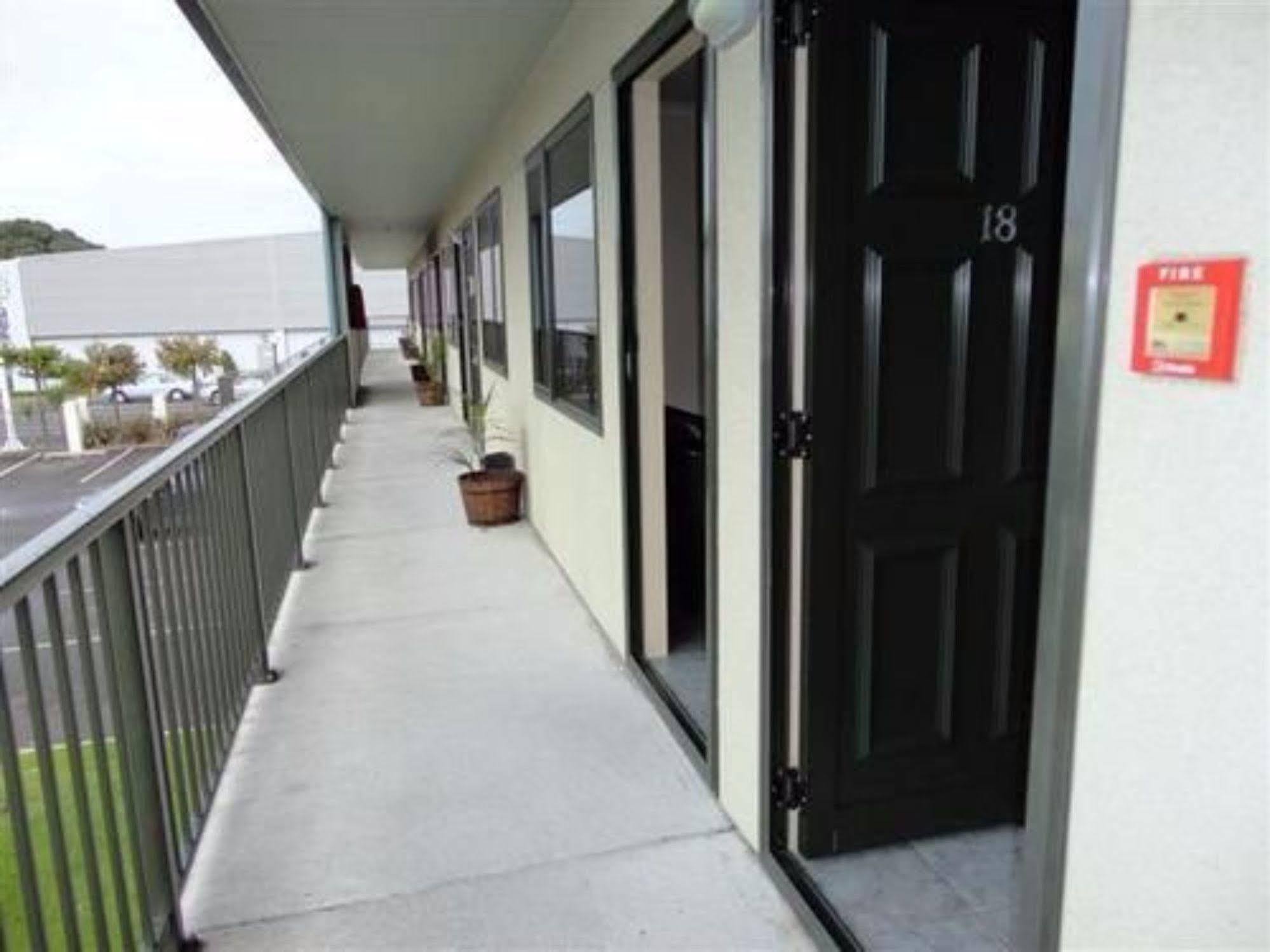 Asure Abode On Courtenay Motor Inn New Plymouth Esterno foto